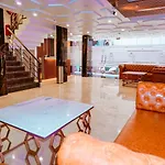 The Royal Rosette - 1 Minute From New Delhi Railway Station