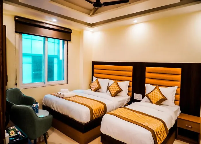 The Royal Rosette - 1 Minute From New Delhi Railway Station